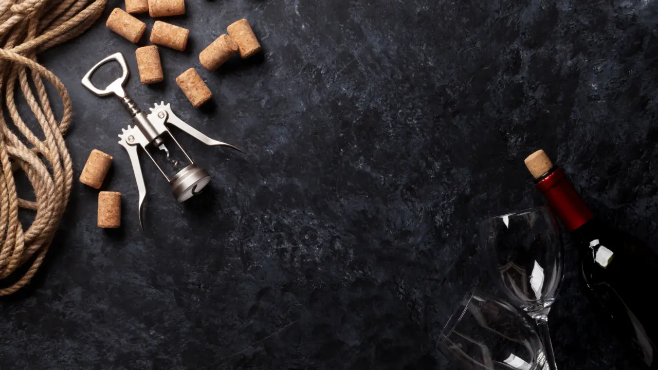 portugal-wonders-portuguese-wine-cork-corkscrew-bottle-1280px