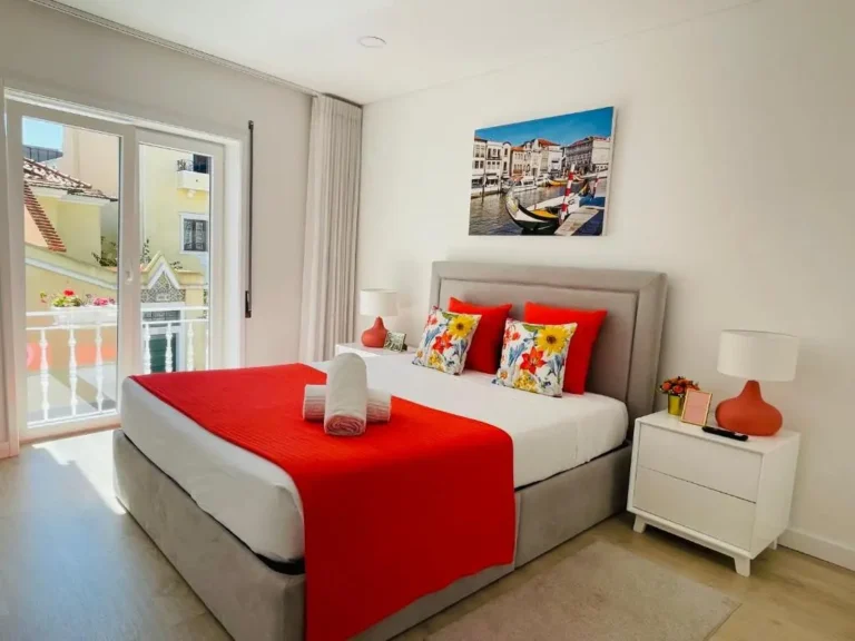 Central Tiled Apartment (Accommodations - Apartment) in Aveiro (Aveiro - Center)