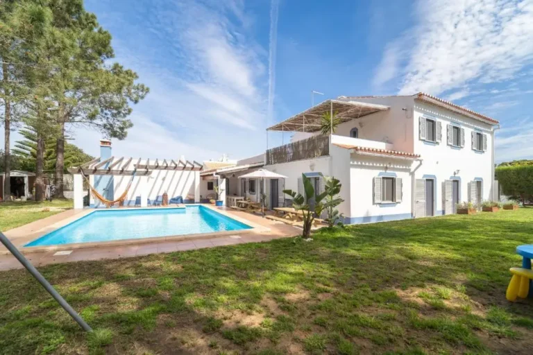 Aljezur Villas (Accommodations - Hostels) in Aljezur (Faro - Algarve)