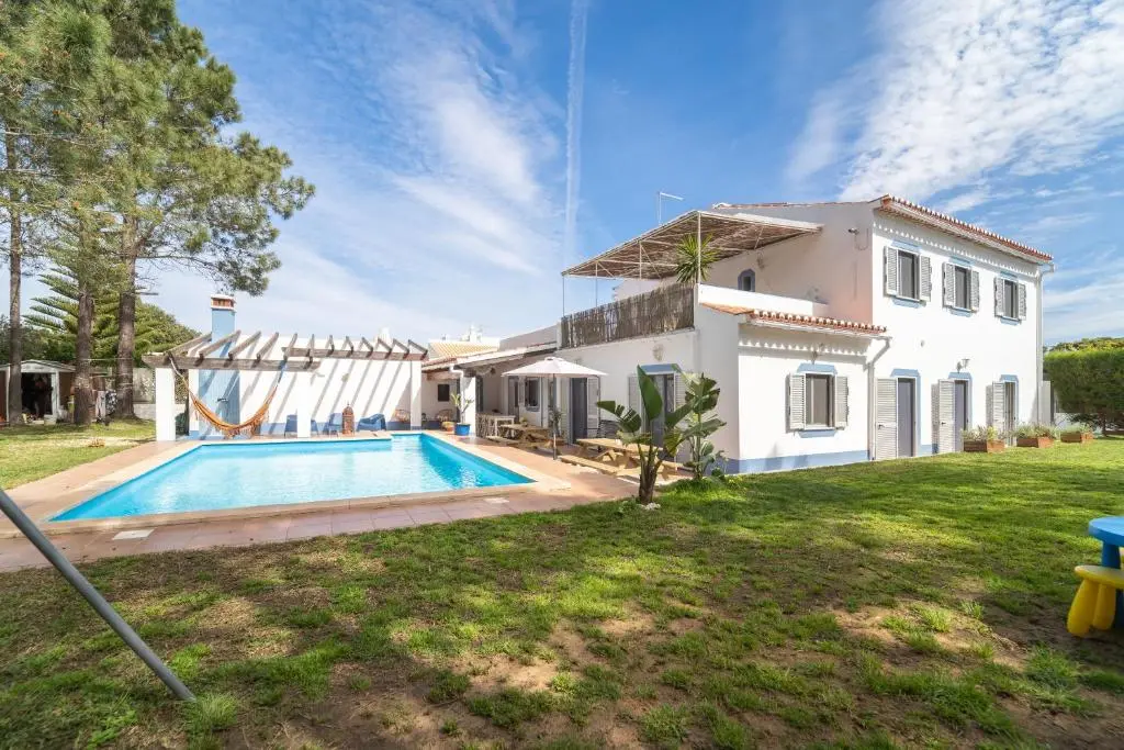 Aljezur Villas (Accommodations - Hostels) in Aljezur (Faro - Algarve)