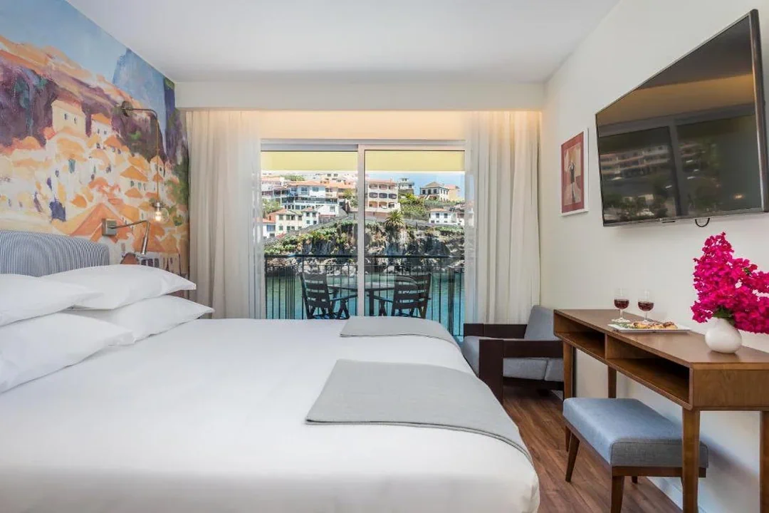Pestana Churchill Bay Madeira (Accommodations - Hotels) in Câmara de Lobos (Ilha da Madeira - Madeira)