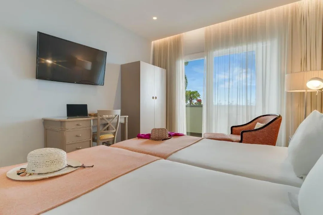 Pestana Promenade Madeira (Accommodations - Hotels) in Funchal (Ilha da Madeira - Madeira)