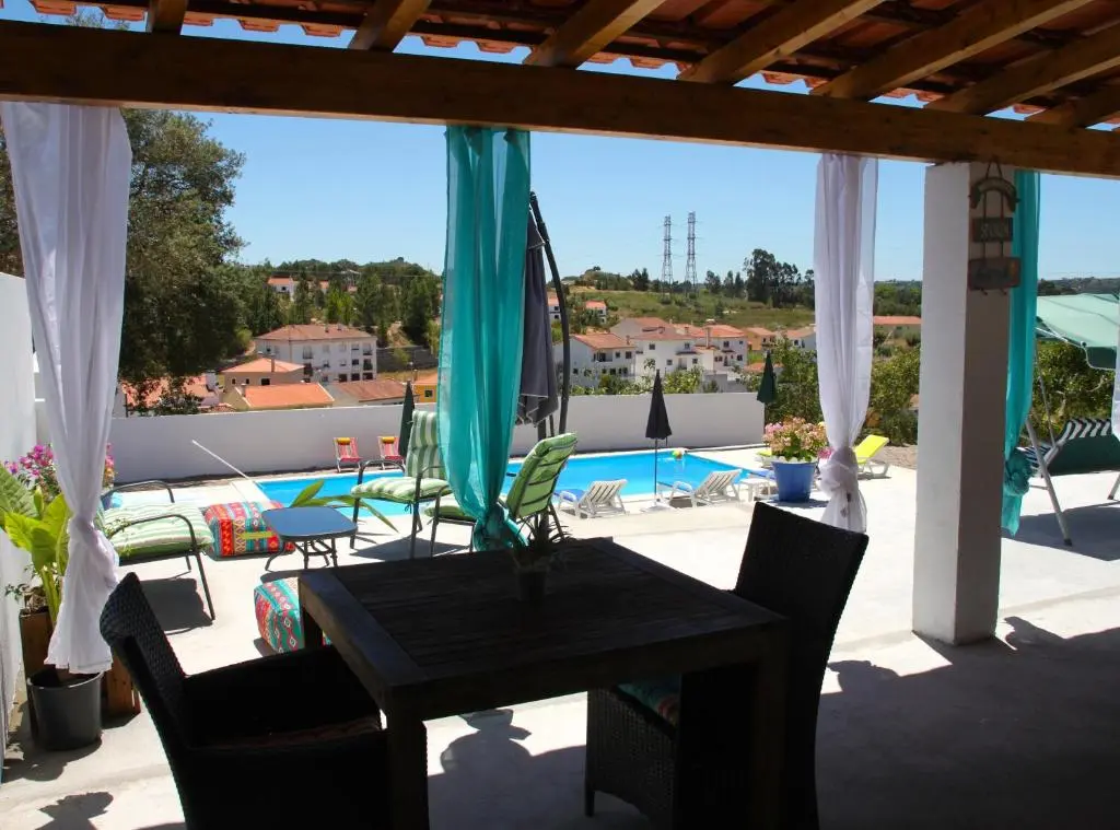 Casa do Loureiro Branco (Accommodations - Local Accommodations) in Santarém (Santarém - Alentejo)