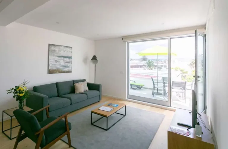 Home Azores - Casa da Ladeira 4 (Accommodations - Local Accommodations) in Ponta Delgada (Ilha de São Miguel - Açores)