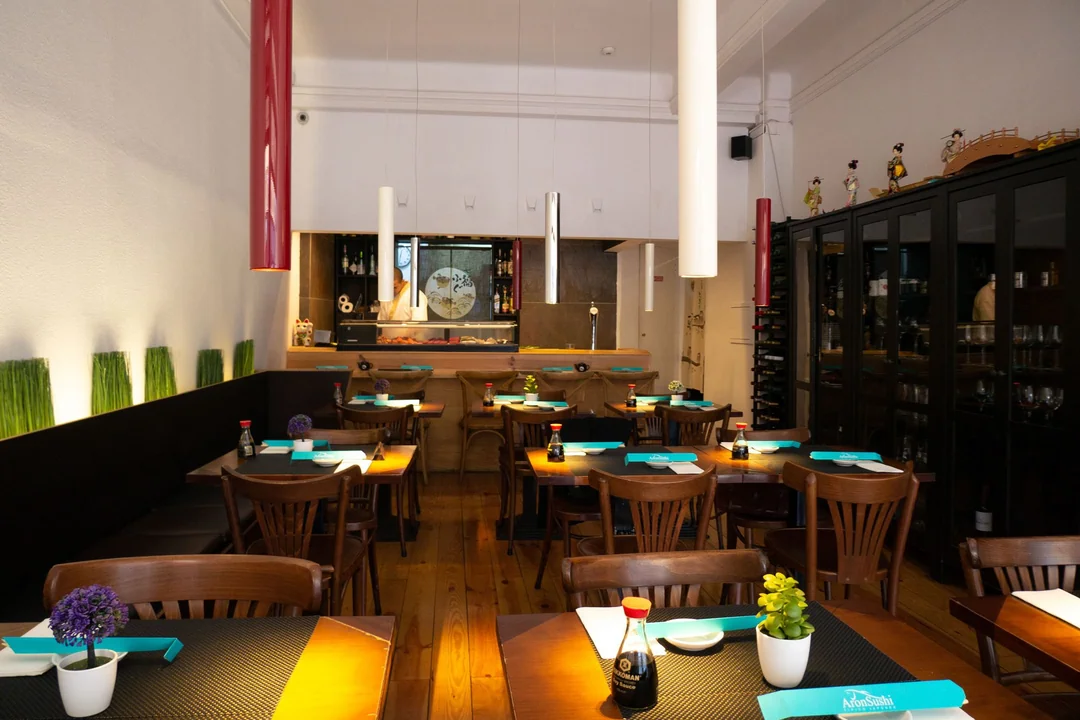 Aron Sushi (São Sebastião) (Restaurants - International) in Lisboa (Lisboa - Lisbon M.A.)