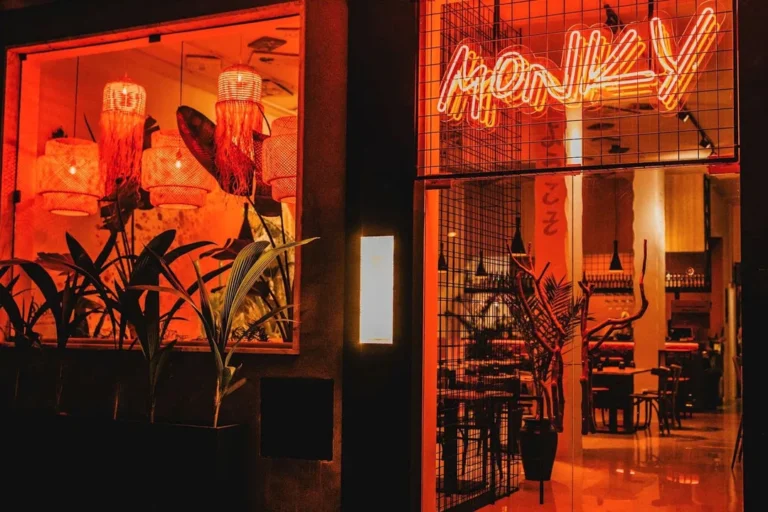 Monky (Restaurants - International) in Faro (Faro - Algarve)