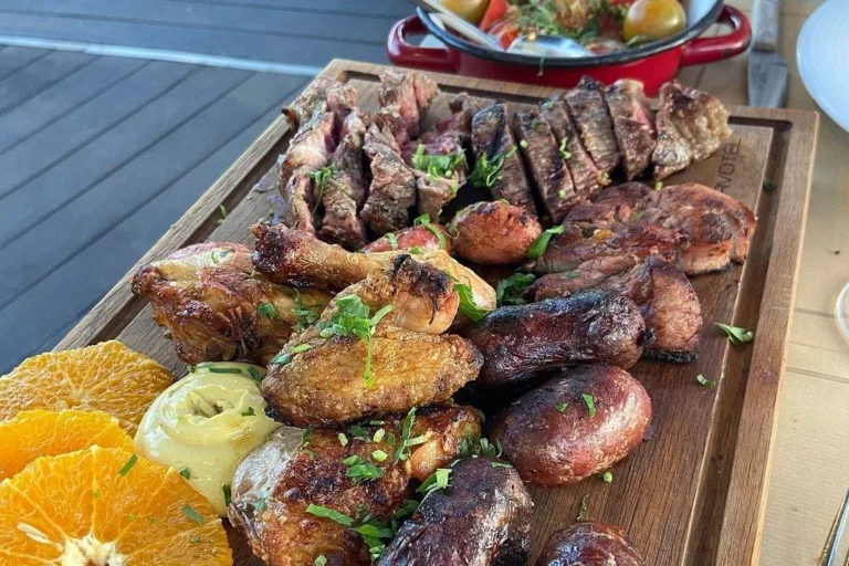 Mau Feitio (Restaurants - Traditional) in Funchal (Ilha da Madeira - Madeira)
