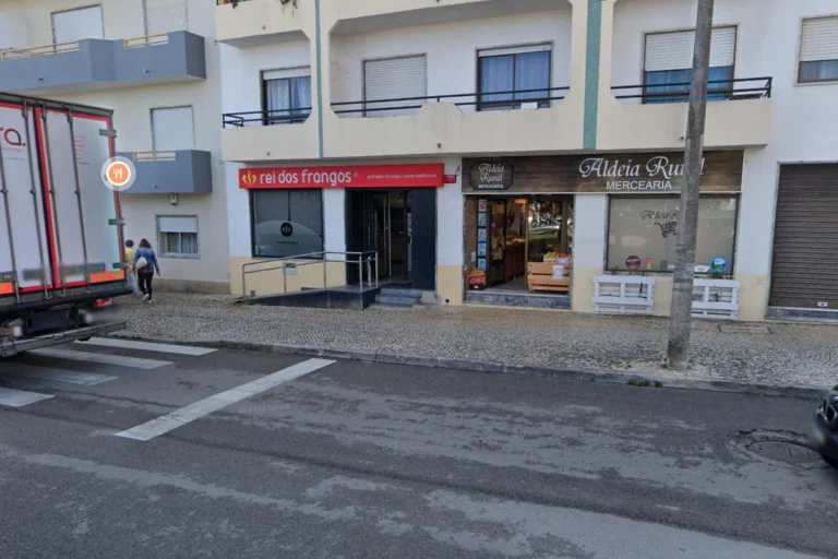 Rei dos Frangos (Junto ao Centro de Saúde) (Restaurants - Typical) in Caldas da Rainha (Leiria - Center)