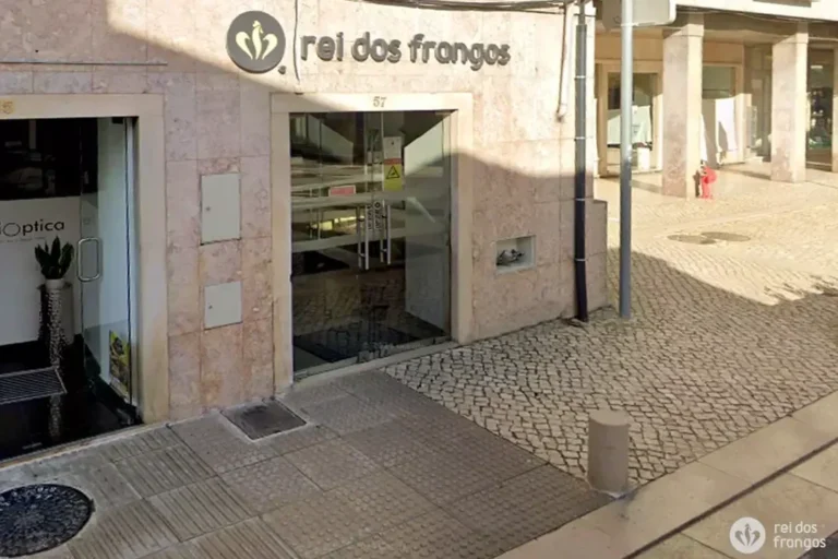 Rei dos Frangos (Mouzinho Albuquerque) (Restaurants - Typical) in Leiria (Leiria - Center)