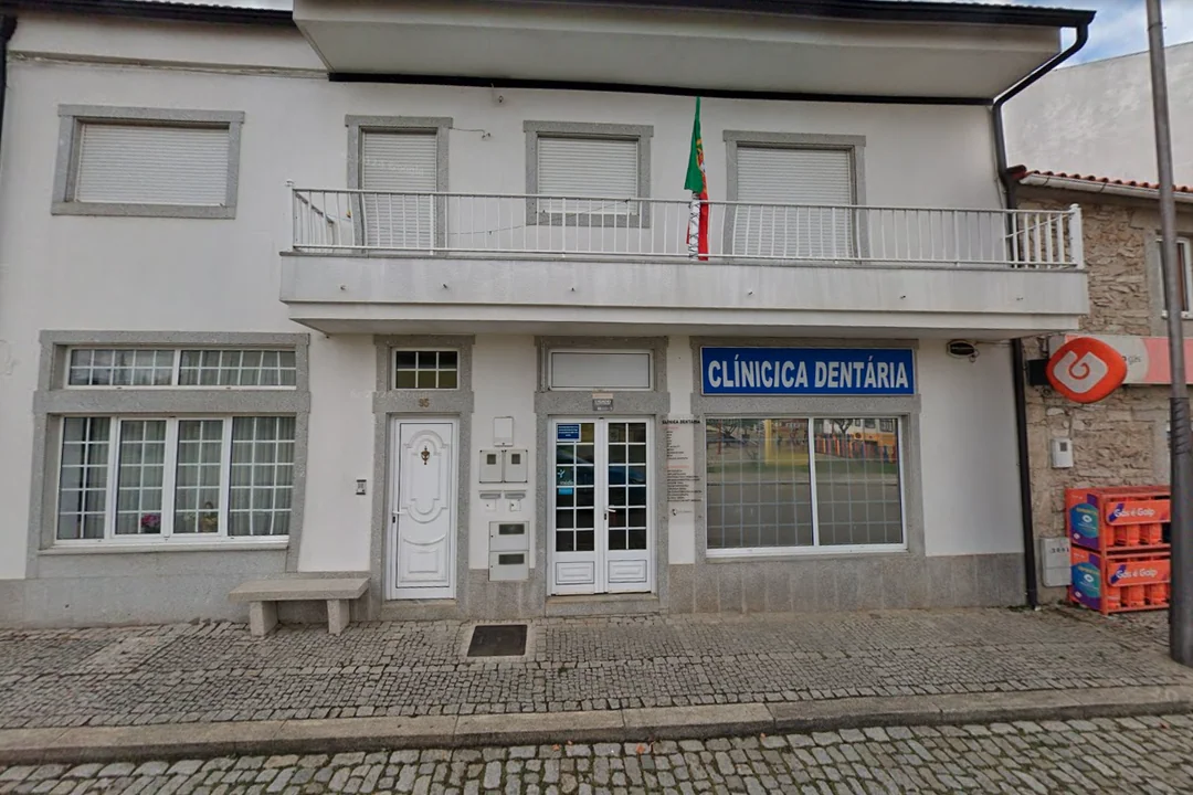 Clínica Santo António - Alberto Dente (Sendim) (Services - Health and Medical Care) in Miranda do Douro (Bragança - North)