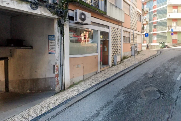 Lavandaria Elegante (Services - Others) in Coimbra (Coimbra - Center)