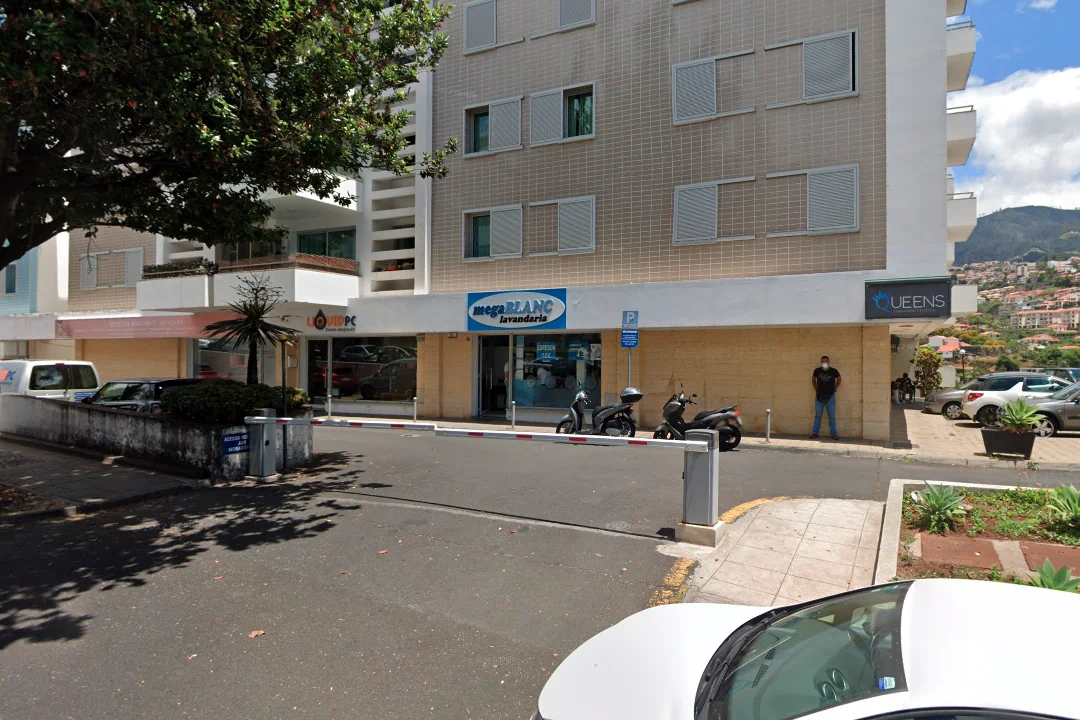 Lavandaria MegaBlanc (Services - Others) in Funchal (Ilha da Madeira - Madeira)
