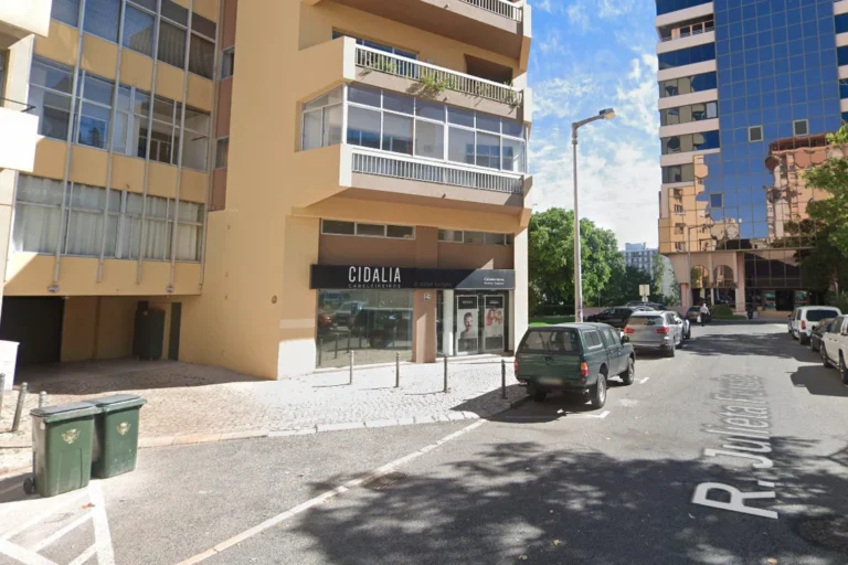 Cidália Cabeleireiros - Entrecampos (Services - Personal Care and Beauty) in Lisboa (Lisboa - Lisbon M.A.)