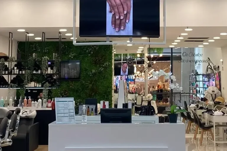 Cidália Cabeleireiros - Shopping Parque Nascente (Services - Personal Care and Beauty) in Gondomar (Porto - North)