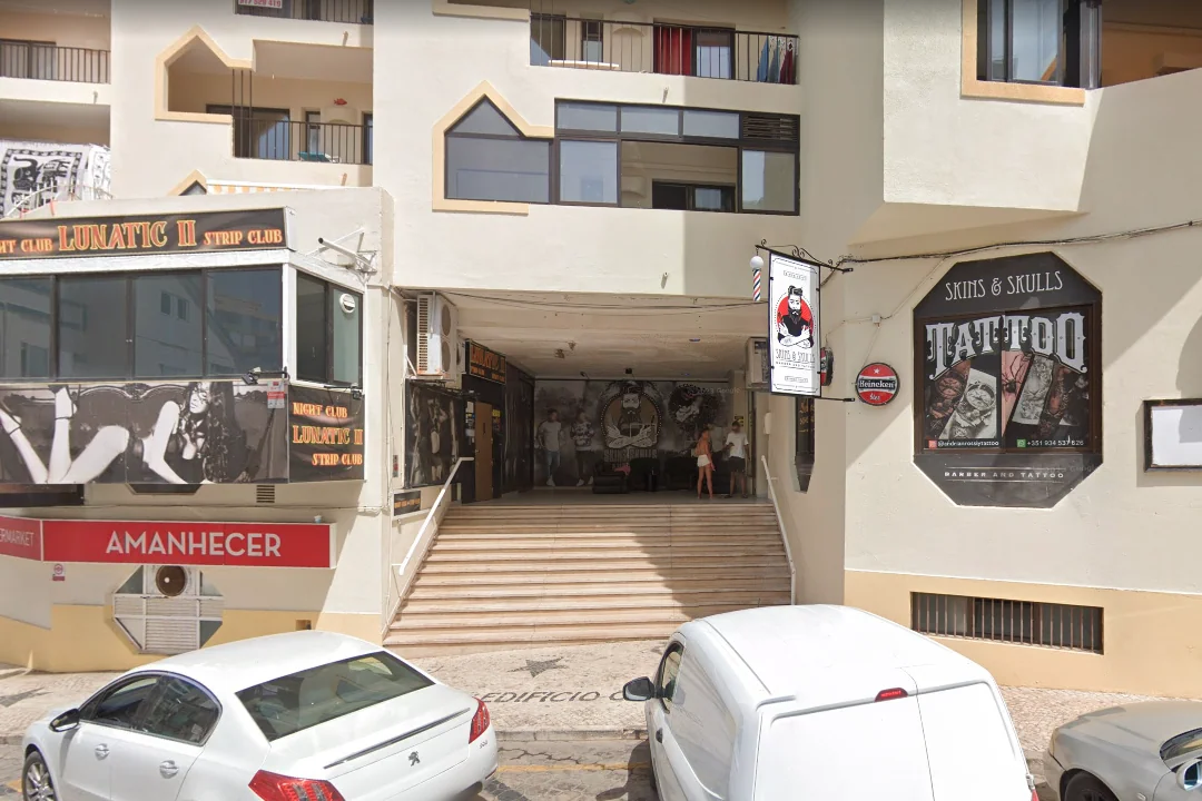 Skins and Skulls Barber and Tattoo (Services - Personal Care and Beauty) in Portimão (Faro - Algarve)