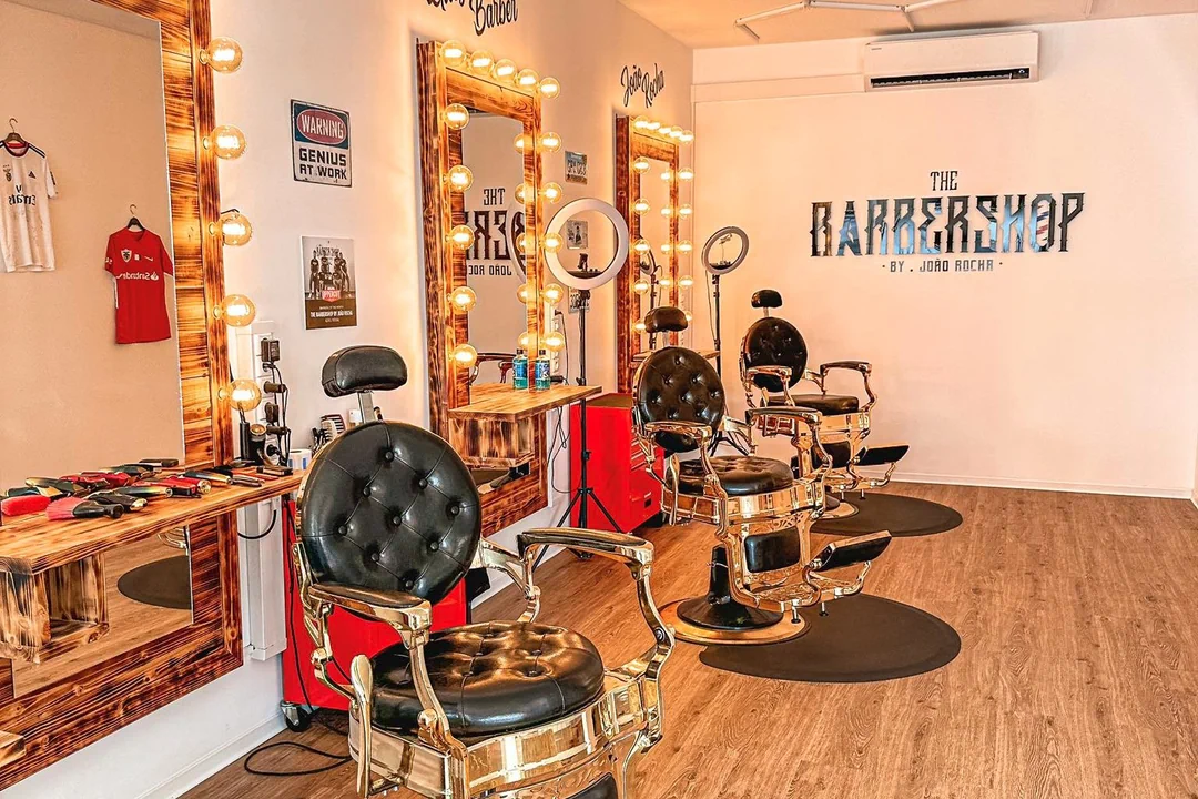 The Barbershop by João Rocha LAJES (Services - Personal Care and Beauty) in Praia da Vitória (Ilha Terceira - Açores)