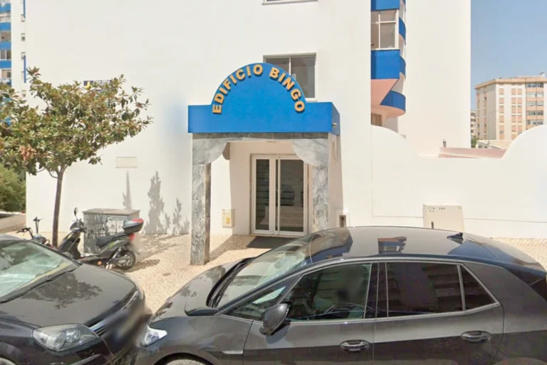 Dora Branco - Lawyer (Services - Specialized Services) in Portimão (Faro - Algarve)