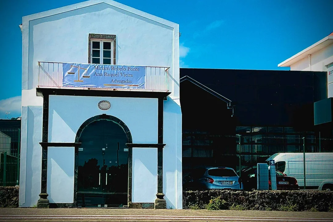 Miriam Rebelo Ponte - Lawyer (Ponta Delgada) (Services - Specialized Services) in Ponta Delgada (Ilha de São Miguel - Açores)