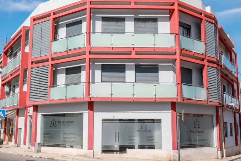 Rita Cardoso & Associados (Portimão) (Services - Specialized Services) in Portimão (Faro - Algarve)