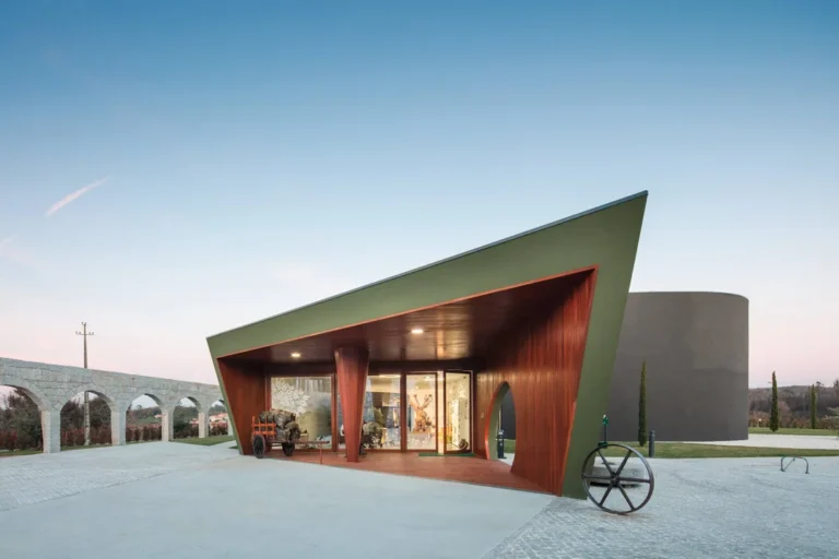 Vasco Teixeira Arquitectura (Services - Specialized Services) in Portimão (Faro - Algarve)